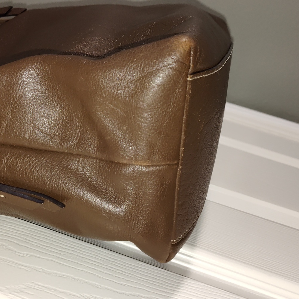 Brown Dooney and Bourke Dillen Pocket Sac Brown Leather Bag - Picture 9 of 15